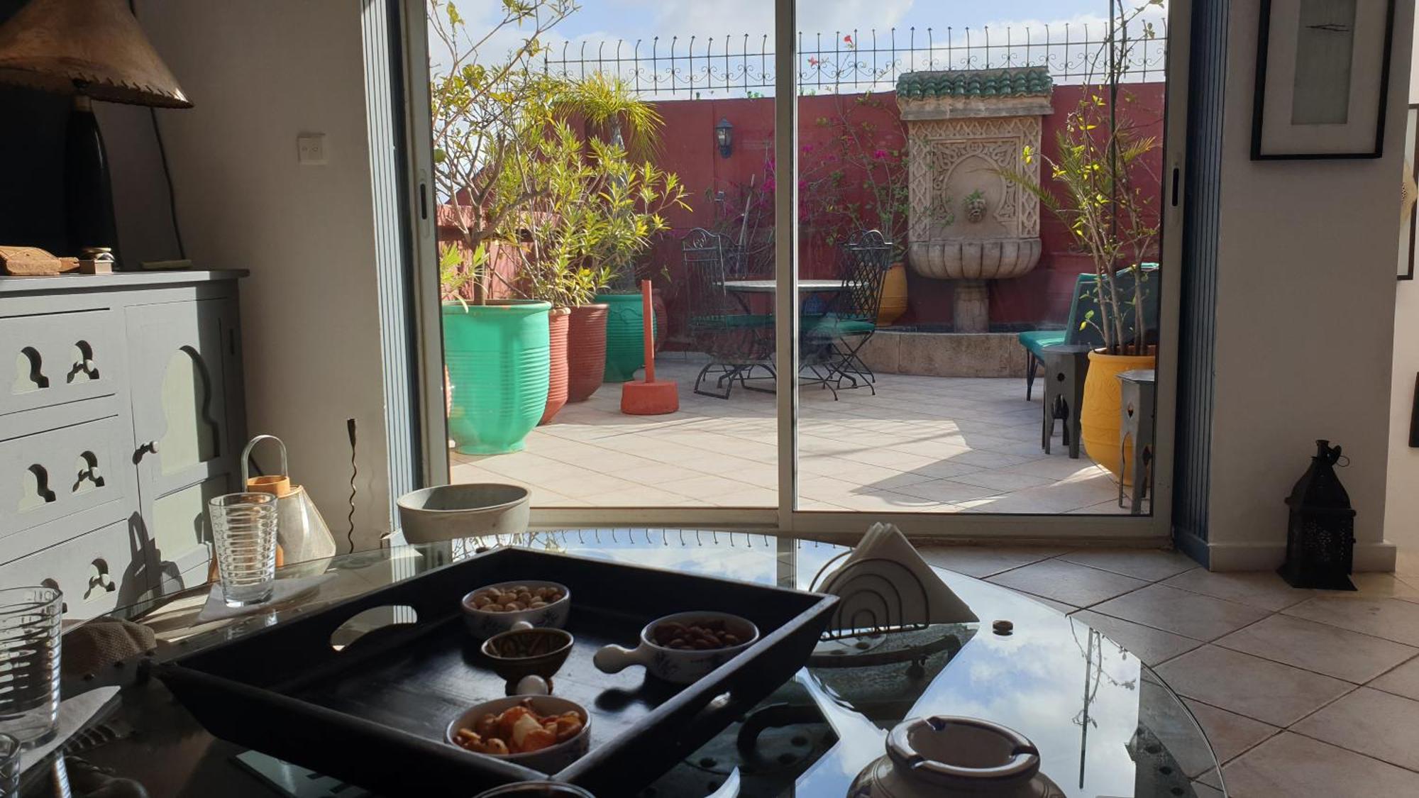 Appartement Agreable Avec 2 Tres Belles Terrasses Au Coeur De Rabat Exterior foto